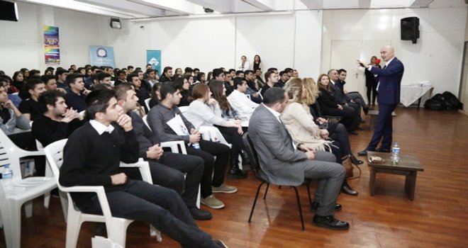 HKÜ seminerleri hız kesmeden devam ediyor