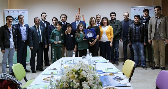 Hkü’de Başarılı Enerji Projeleri Ödüllendirildi