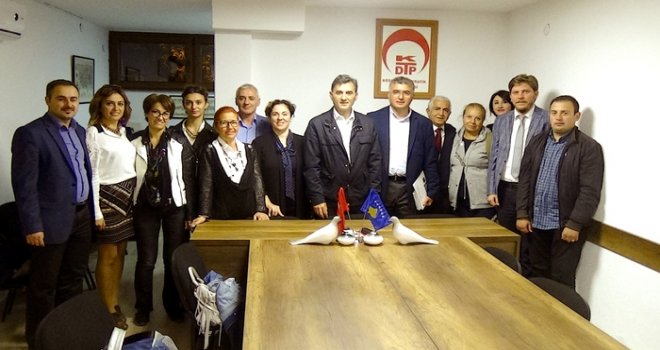HKÜ'den Kosava’da önemli temaslar 
