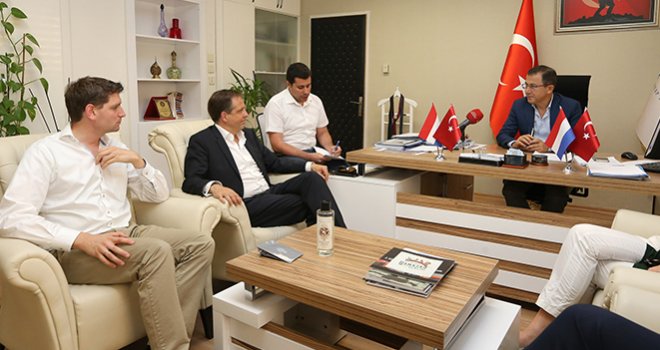 Hollandalı Senatörlerden Büyükşehir’e Ziyaret 
