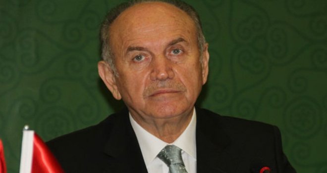 İBB Başkanı Kadir Topbaş istifa etti
