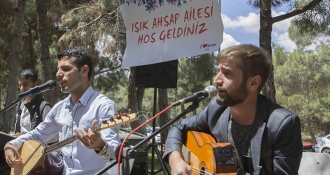 Işık Ahşap Ailesi 36.Yıl Bahar Şenliğini Kutladı