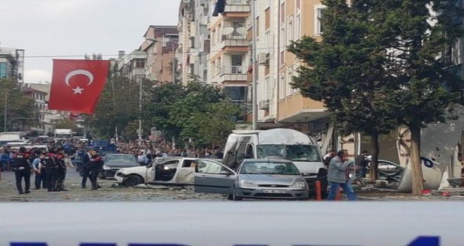 İstanbul’da Polis Merkezi yakınında patlama 1'i ağır 5 yaralı