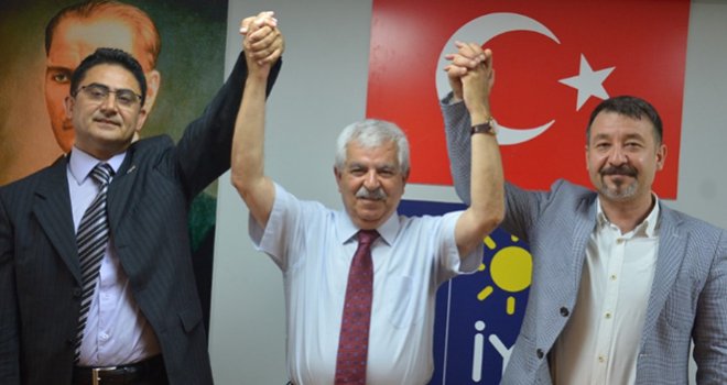İYİ Partide nöbet değişimi: Hocaoğlu geldi