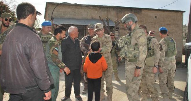 JÖH ve PÖH'ler, Afrin'de sivillerin sorunlarını dinledi 