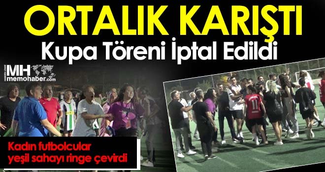 Kadın futbolcular yeşil sahayı ringe çevirdi