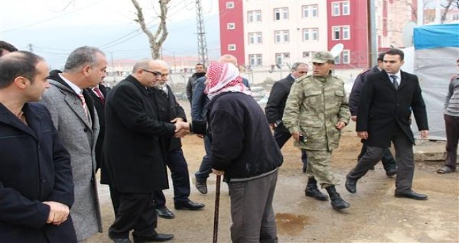 Kamu Deneçileri İslahiye'de Suriyelileri Ziyaret Etti