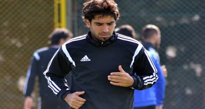 Kaptan takımı sırtlıyor