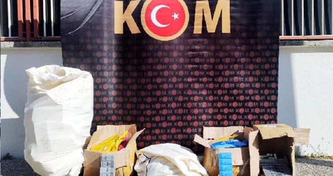 Kargo Merkezinde Kaçak Sigara ve Tütün Ele Geçirildi