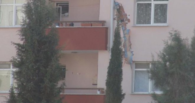 Kilis'e yine Suriye'den atılan 4 roket düştü 