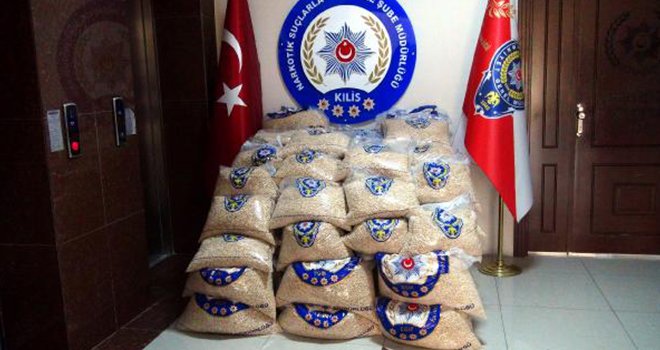Kilis'te 2 milyon 995 bin 800 uyuşturucu hap ele geçirildi