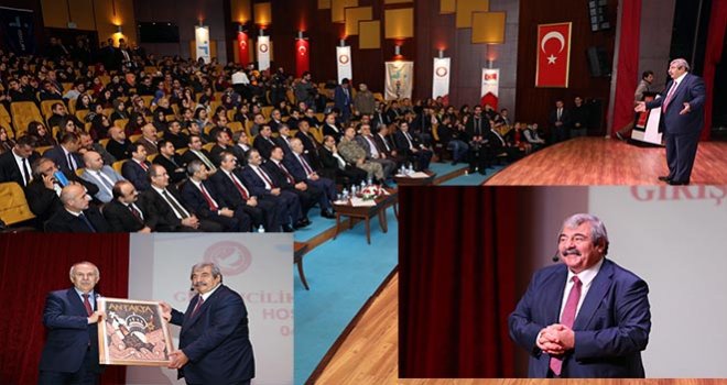 Konukoğlu Girişimcilik ve Kariyer Günü’nde tecrübelerini paylaştı.