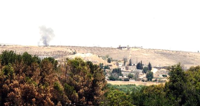 Köprünün doğusunda YPG, batısında IŞİD