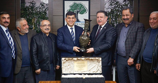 Küçük sanayi sitesi esnafından Fadıloğlu'na teşekkür 