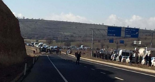 Mardin- Diyarbakır yolunda PKK'dan bombalı tuzak; 2 şehit