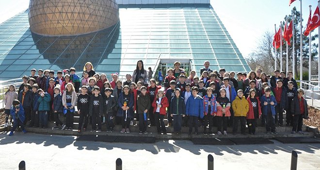 Minik GKV’lilerin gezegenlerin dünyasına yolculuğu