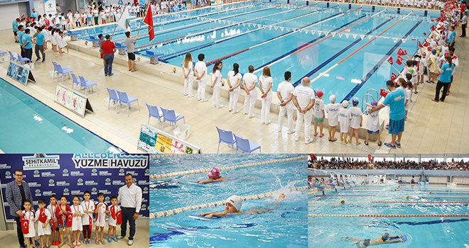 Minik kulaçlar anneler için atıldı