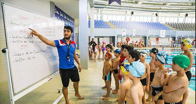 Minik kulaçların yaz keyfi