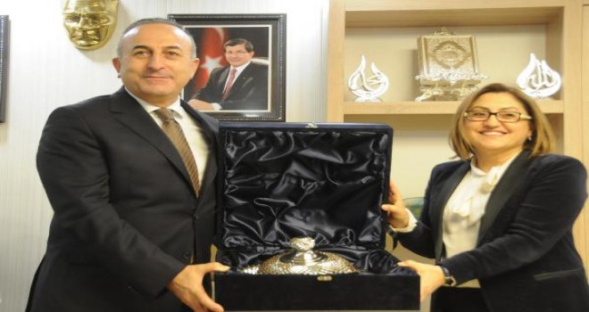 Mültecilere En İyi Hizmeti Türkler Veriyor