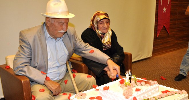 MUTLULUĞUN SIRRINI ANLATTILAR