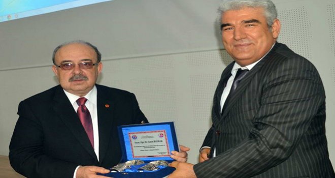 Nizip Eğitim Fakültesi’nde Gazilik unvanının 95. yılında konferans verildi