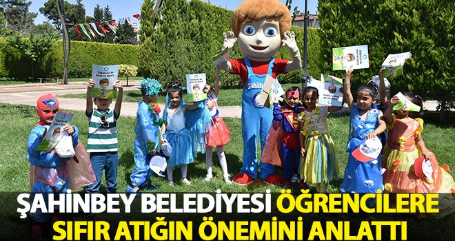 Öğrencilere ve vatandaşlara sıfır atığın önemi anlatıldı