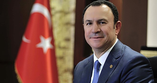 Öğretmenler nesillerimizi yetiştiren kahramanlardır 