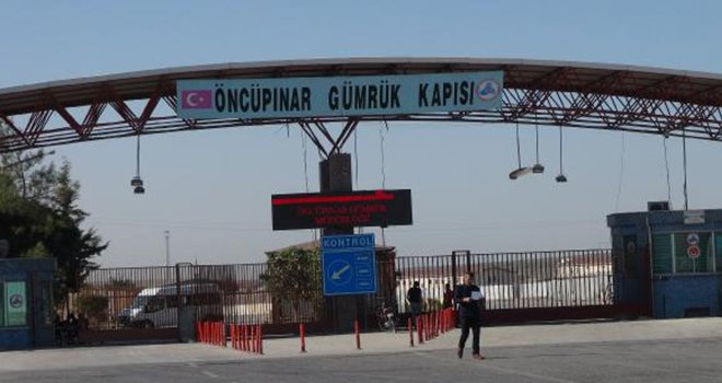Öncüpınar Sınır Kapısı geçici olarak kapatıldı