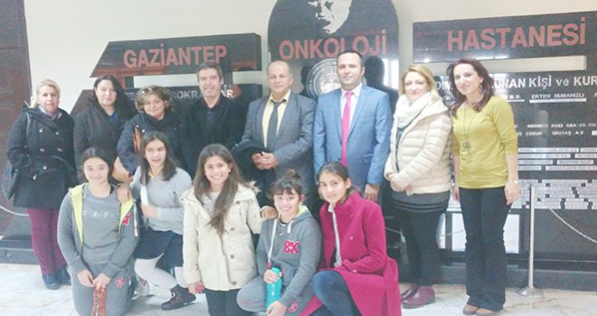Onkoloji Hastanesi’ne Anlamlı Ziyaret