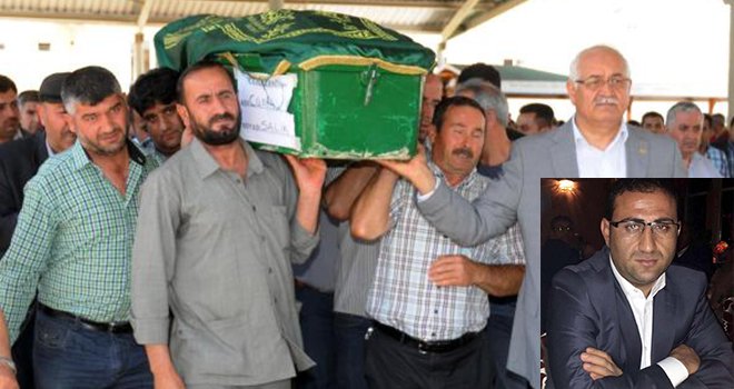 Otomobilinde intihar eden işadamı defnedildi