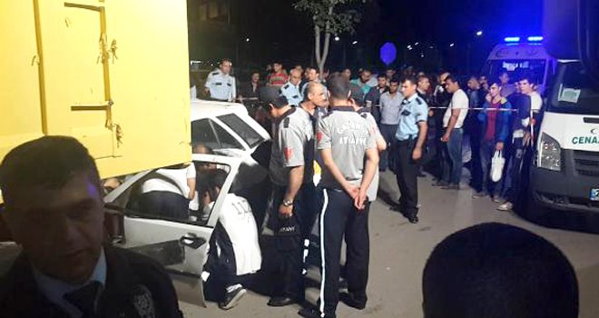 PARK HALİNDEKİ KAMYONA ÇARPIP, YAŞAMINI YİTİRDİ