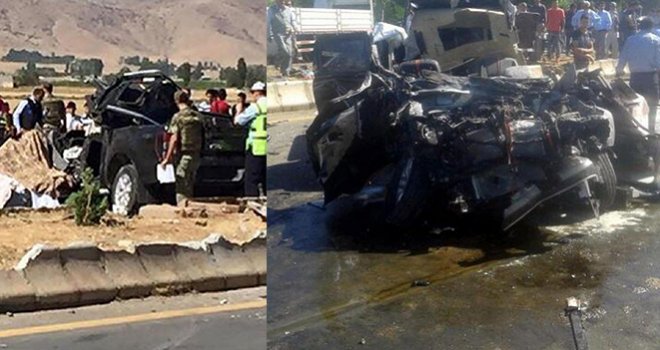 POLİSLERİ TAŞIYAN ARAÇ KAZA YAPTI: 2 ŞEHİT