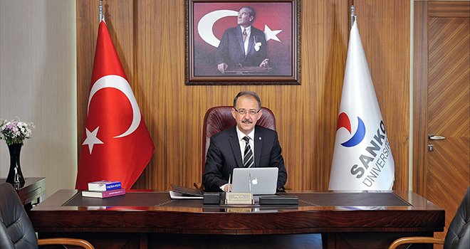 Prof. Dr. Dağlı'dan Öğretmenler Günü mesajı