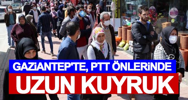 PTT önlerinde uzun kuyruk! Koronaya aldırış etmediler...
