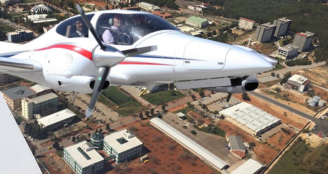 Rektör Gür uçuyor