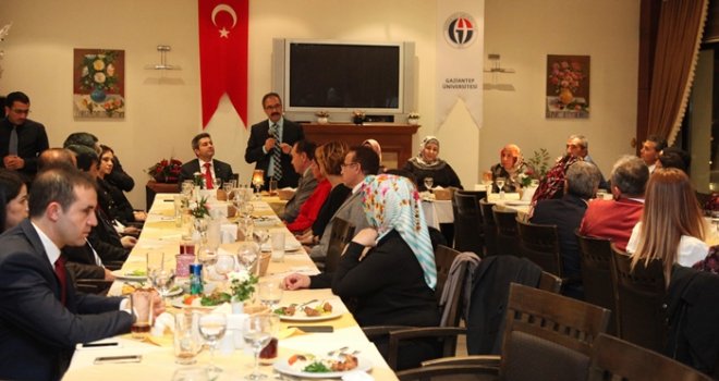 Rektör Prof. Dr. Gür, öğretmenlerle buluştu