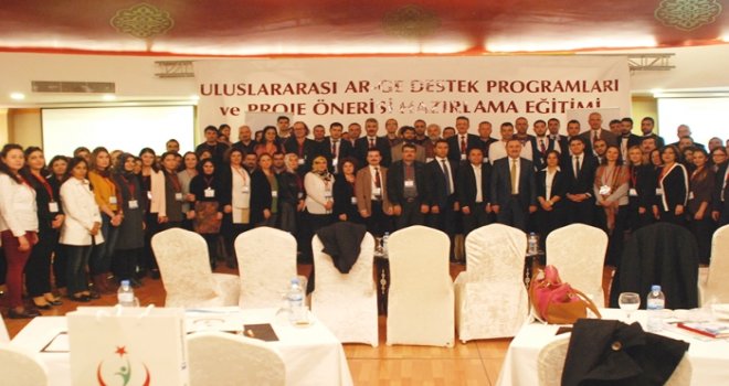SAĞLIK ÇALIŞANLARINA ARGE EĞİTİMİ 