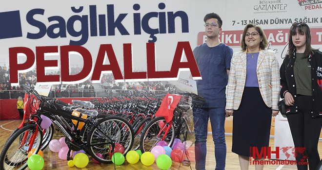 'Sağlık İçin Pedalla' sloganıyla gençlere 500 bisiklet dağıtıldı