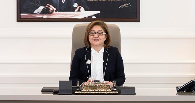 Şahin, Antep’e “Gazilik” unvanı verilişinin 97’nci yıldönümünü kutladı