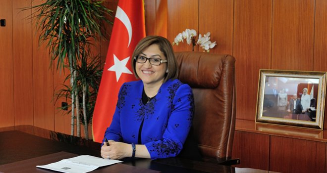 Şahin: Bayramın, islam alemine huzur, barış ve adalet getirmesini diliyorum