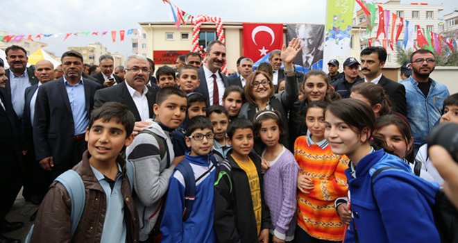 ŞAHİN: NİZİP BİZİM GÖZ BEBEĞİMİZ