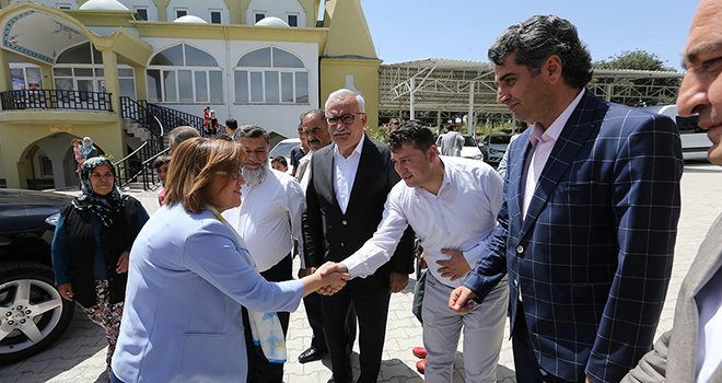 Şahin, Yeşilkent mahalle sakinleriyle bir araya geldi