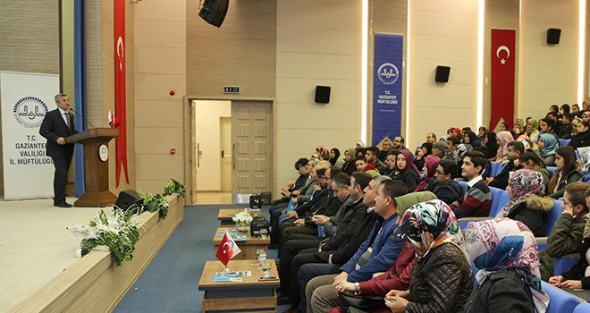 Şahinbey, 147 öğrenciyi daha Umreye götürüyor