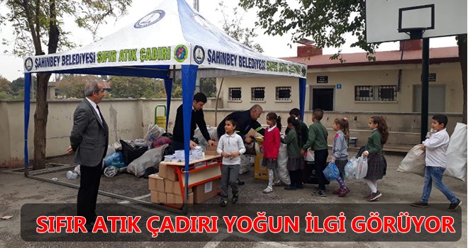 Şahinbey Belediyesi sıfır artık çadırına yoğun ilgi