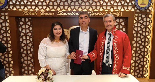 Şahinbey'de evlenen çiftlere süpriz