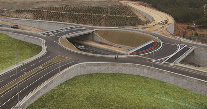 Şehirgösteren Köprülü Kavşak Trafiğe Açıldı