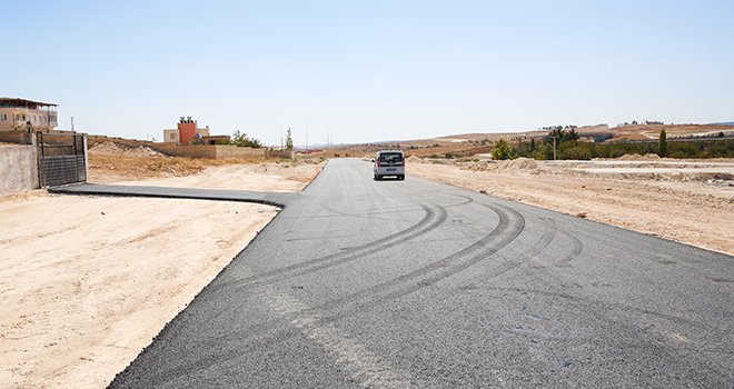 Şehirgösteren'de açılan yollar asfaltlanıyor 