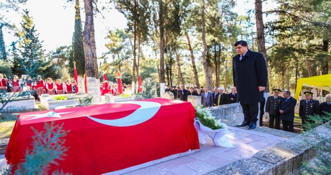 Şehit Kamil ve Özdemir Bey Mezarı Başında Anıldı