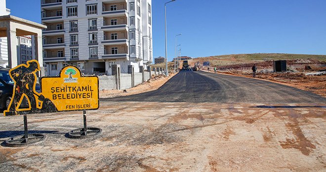 Şehitkamil'de sıfır asfalt çalışması sürüyor