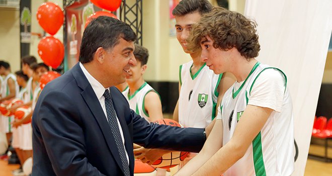 Şehitkamil'den spora destek devam ediyor